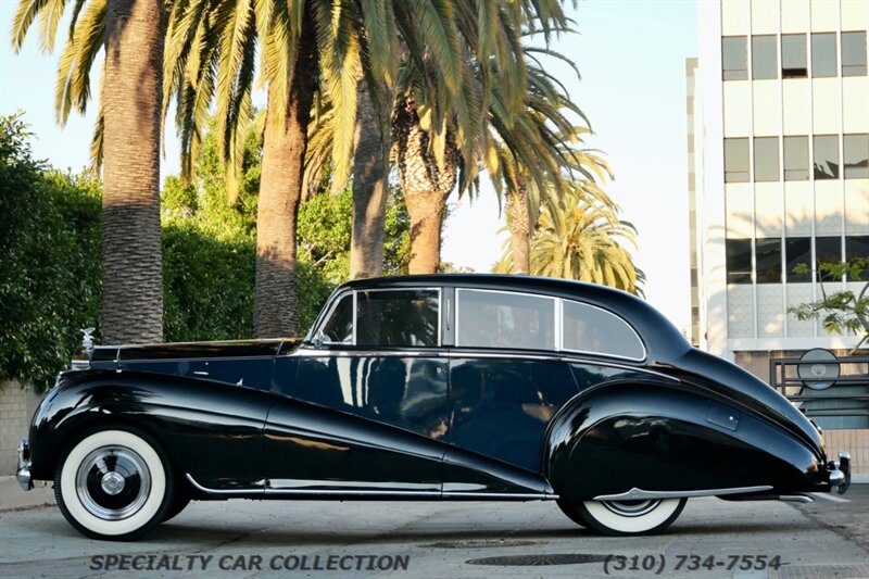 1952 Rolls-Royce Silver Wraith   - Photo 13 - West Hollywood, CA 90069