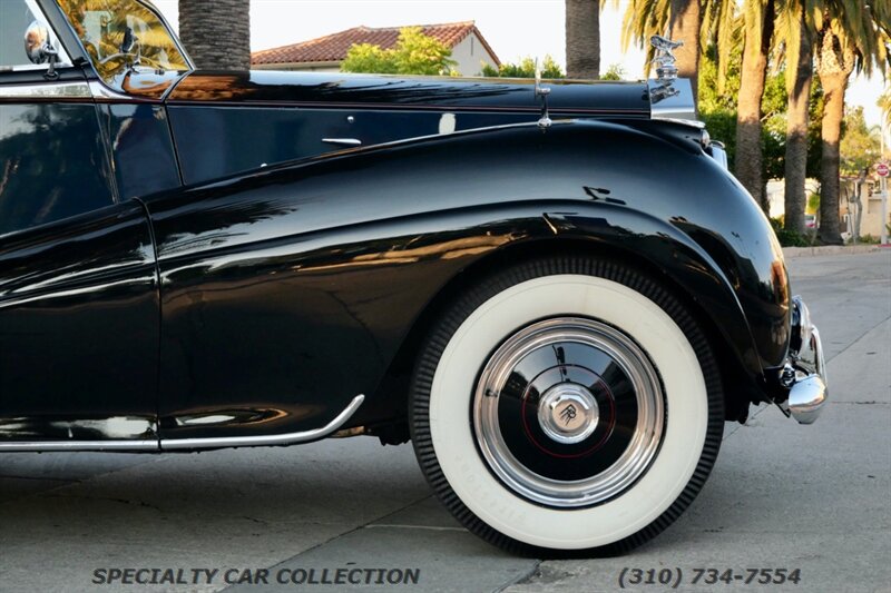 1952 Rolls-Royce Silver Wraith   - Photo 7 - West Hollywood, CA 90069