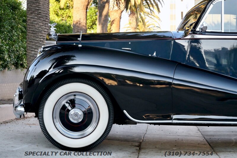 1952 Rolls-Royce Silver Wraith   - Photo 14 - West Hollywood, CA 90069