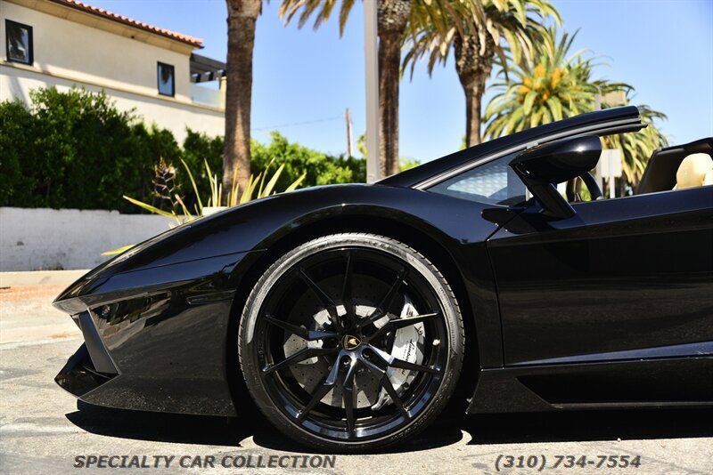 2015 Lamborghini Aventador LP 700-4   - Photo 19 - West Hollywood, CA 90069