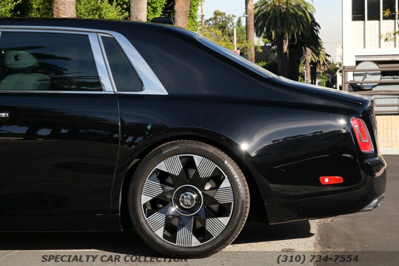 2023 Rolls-Royce Phantom   - Photo 30 - West Hollywood, CA 90069