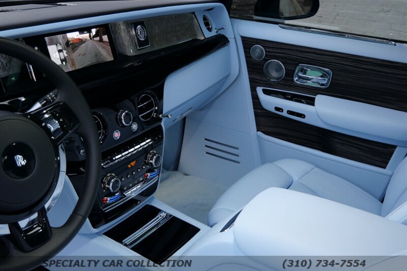 2023 Rolls-Royce Phantom   - Photo 40 - West Hollywood, CA 90069
