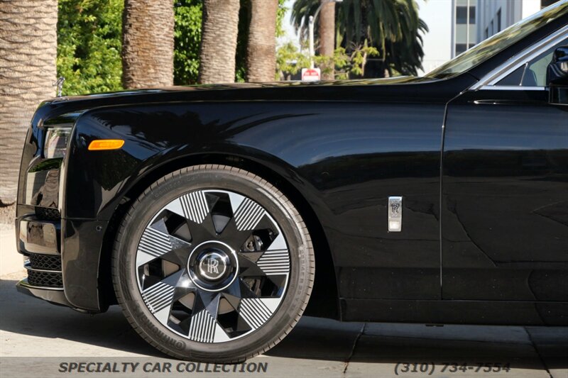 2023 Rolls-Royce Phantom   - Photo 29 - West Hollywood, CA 90069