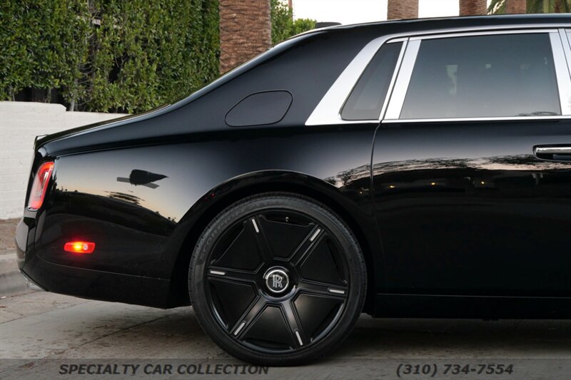 2023 Rolls-Royce Phantom   - Photo 14 - West Hollywood, CA 90069