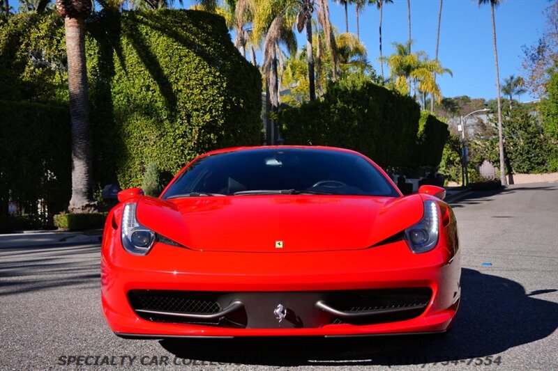 2012 Ferrari 458 Italia Coupe RWD  