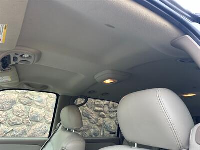 2002 GMC Yukon XL 2500 SLT 8.1L Vortec LIFTED LOW MILES - Photo 16 - Sacramento, CA 95826