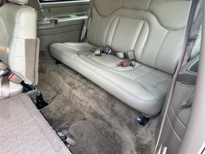 2002 GMC Yukon XL 2500 SLT 8.1L Vortec LIFTED LOW MILES - Photo 35 - Sacramento, CA 95826