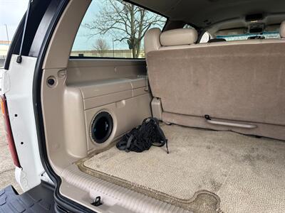 2002 GMC Yukon XL 2500 SLT 8.1L Vortec LIFTED LOW MILES - Photo 40 - Sacramento, CA 95826