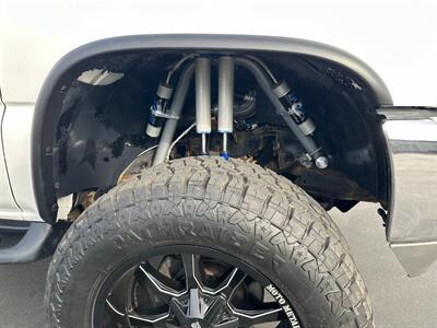 2002 GMC Yukon XL 2500 SLT 8.1L Vortec LIFTED LOW MILES - Photo 74 - Sacramento, CA 95826