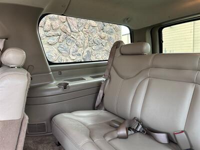 2002 GMC Yukon XL 2500 SLT 8.1L Vortec LIFTED LOW MILES - Photo 36 - Sacramento, CA 95826