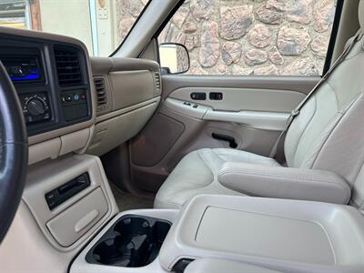 2002 GMC Yukon XL 2500 SLT 8.1L Vortec LIFTED LOW MILES - Photo 22 - Sacramento, CA 95826