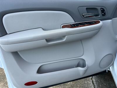 2008 Chevrolet Silverado 2500 Diesel 4x4 6.6L Duramax Turbo Diesel LTZ Allison  1000 Automatic Crew Cab Short Bed - Photo 14 - Sacramento, CA 95826