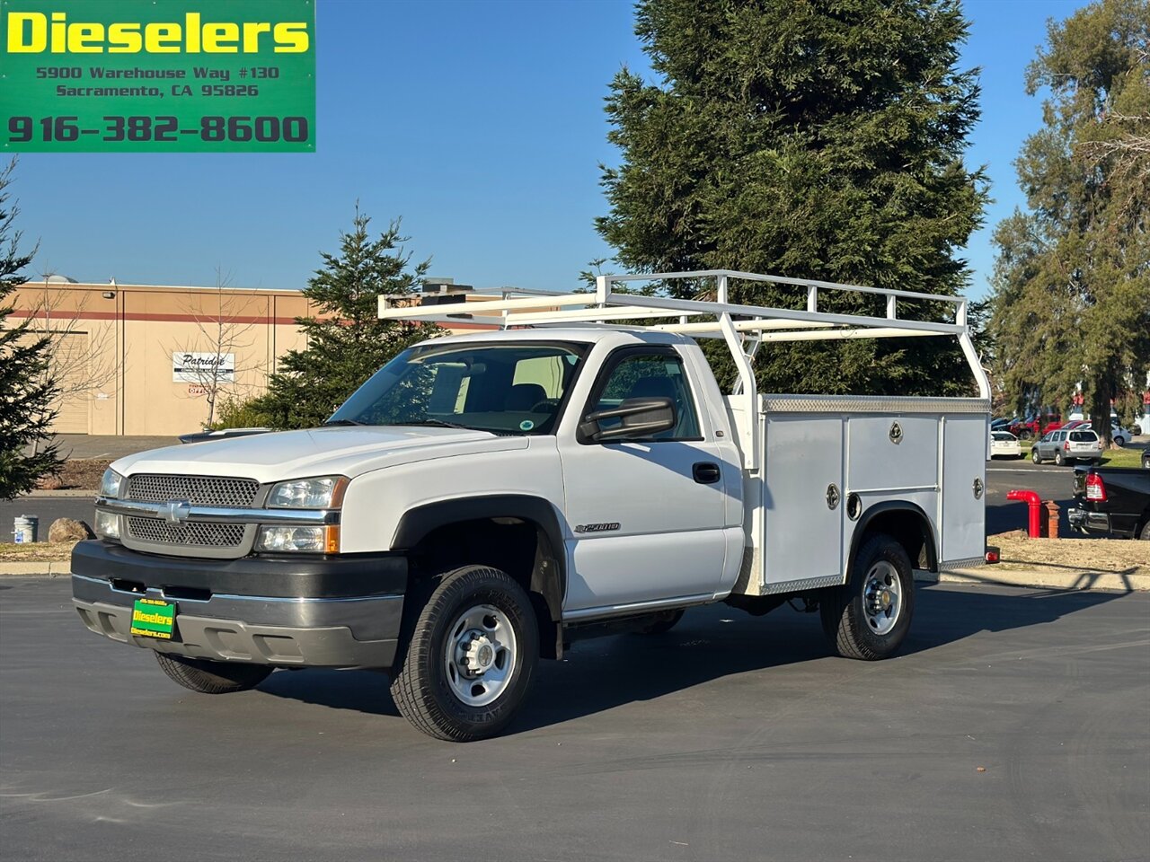 2004 Chevrolet Silverado 2500 HD V8 6.0L UTILITY BODY 2WD Regular Cab   - Photo 1 - Sacramento, CA 95826