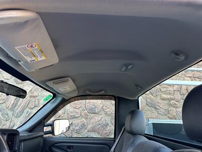 2004 Chevrolet Silverado 2500 HD V8 6.0L UTILITY BODY 2WD Regular Cab   - Photo 18 - Sacramento, CA 95826