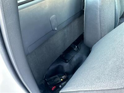 2004 Chevrolet Silverado 2500 HD V8 6.0L UTILITY BODY 2WD Regular Cab   - Photo 26 - Sacramento, CA 95826