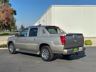 2002 Cadillac Escalade EXT V8 6.0L Vortec AWD Low Miles ONE OWNER - Photo 3 - Sacramento, CA 95826