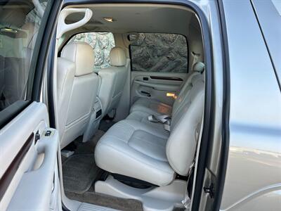 2002 Cadillac Escalade EXT V8 6.0L Vortec AWD Low Miles ONE OWNER - Photo 32 - Sacramento, CA 95826
