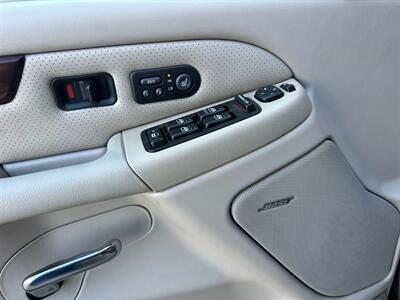 2002 Cadillac Escalade EXT V8 6.0L Vortec AWD Low Miles ONE OWNER - Photo 23 - Sacramento, CA 95826