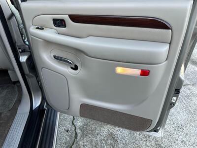 2002 Cadillac Escalade EXT V8 6.0L Vortec AWD Low Miles ONE OWNER - Photo 51 - Sacramento, CA 95826