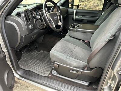 2007 GMC Sierra 2500 Diesel 4x4 6.6L Duramax Turbo Diesel Allison 1000 Crew Cab Short Bed - Photo 12 - Sacramento, CA 95826