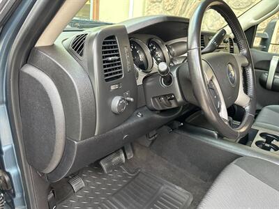 2007 Chevrolet Silverado 2500 Diesel 4x4 6.6L Duramax Turbo Diesel Ext Cab Long Bed Allison 1000 LOW MILES - Photo 13 - Sacramento, CA 95826