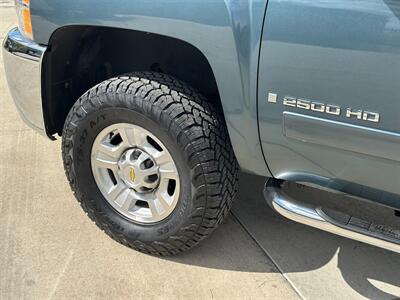 2007 Chevrolet Silverado 2500 Diesel 4x4 6.6L Duramax Turbo Diesel Ext Cab Long Bed Allison 1000 LOW MILES - Photo 39 - Sacramento, CA 95826