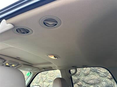2005 Cadillac Escalade AWD 6.0L LOW MILES - Photo 34 - Sacramento, CA 95826