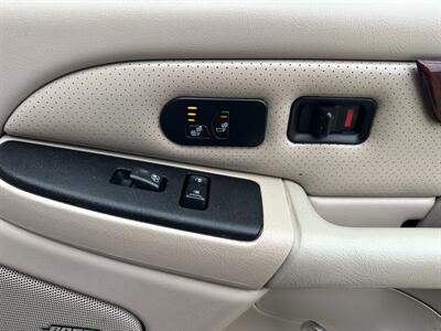 2005 Cadillac Escalade AWD 6.0L LOW MILES - Photo 42 - Sacramento, CA 95826