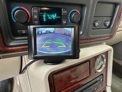 2005 Cadillac Escalade AWD 6.0L LOW MILES - Photo 26 - Sacramento, CA 95826