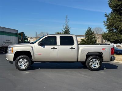 2007 Chevrolet Silverado 1500 Vortecmax 6.0L 4X4 LT Crew Cab Short Bed LOW MILES - Photo 2 - Sacramento, CA 95826