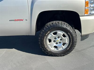 2007 Chevrolet Silverado 1500 Vortecmax 6.0L 4X4 LT Crew Cab Short Bed LOW MILES - Photo 40 - Sacramento, CA 95826