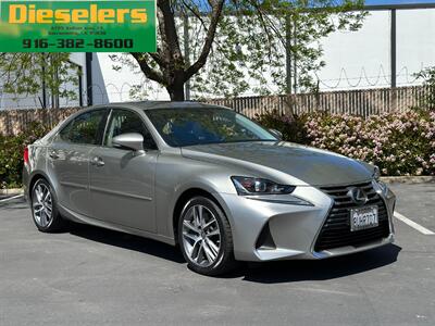 2020 Lexus IS 300 4-Cyl Turbo LOW MILES ONE OWNER   - Photo 6 - Sacramento, CA 95838