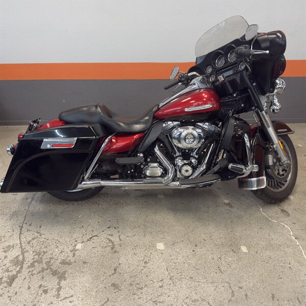 2013 Harley Davidson FLHTK ELECTRA GLIDE LIMITE   - Photo 1 - Las Vegas, NV 89146