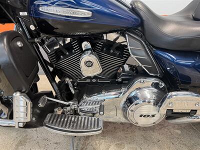 2012 HARLEY DAVIDSON FLHTK Electra glide ultra   - Photo 13 - Las Vegas, NV 89146