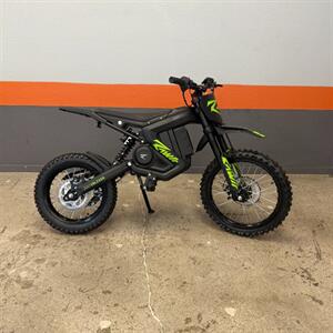 2025 Rawrr Mini R 17   - Photo 1 - Las Vegas, NV 89146