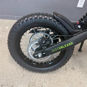 2025 Rawrr Mini R 17   - Photo 11 - Las Vegas, NV 89146