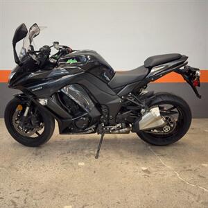 2015 Kawasaki Ninja 1000   - Photo 2 - Las Vegas, NV 89146