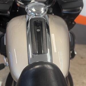2018 HARLEY DAVIDSON FLTRU ROAD GLIDE ULTRA   - Photo 7 - Las Vegas, NV 89146