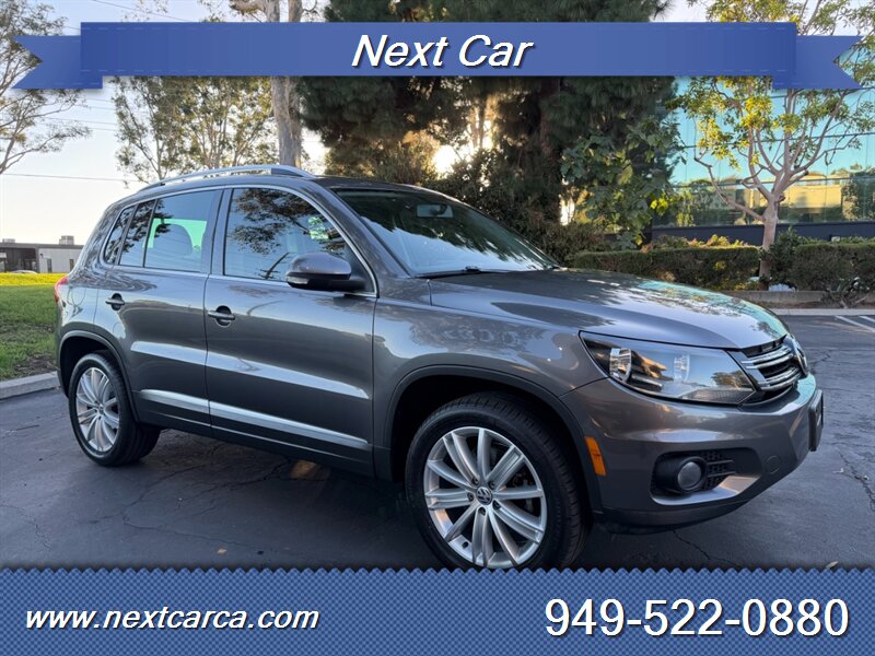 2012 Volkswagen Tiguan SEL 4Motion  With Apple Car Play and Moonroof