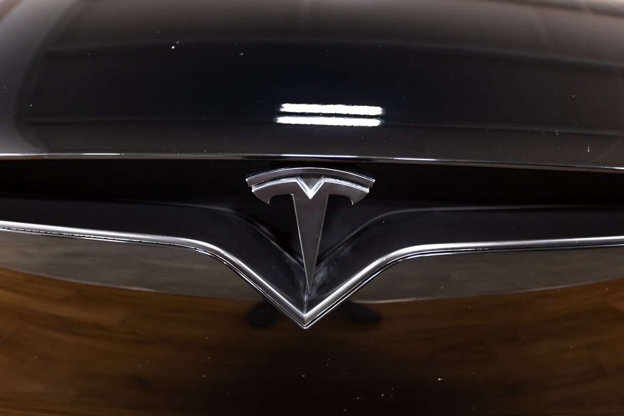 2020 Tesla Model X Performance   - Photo 10 - Springfield, MO 65802