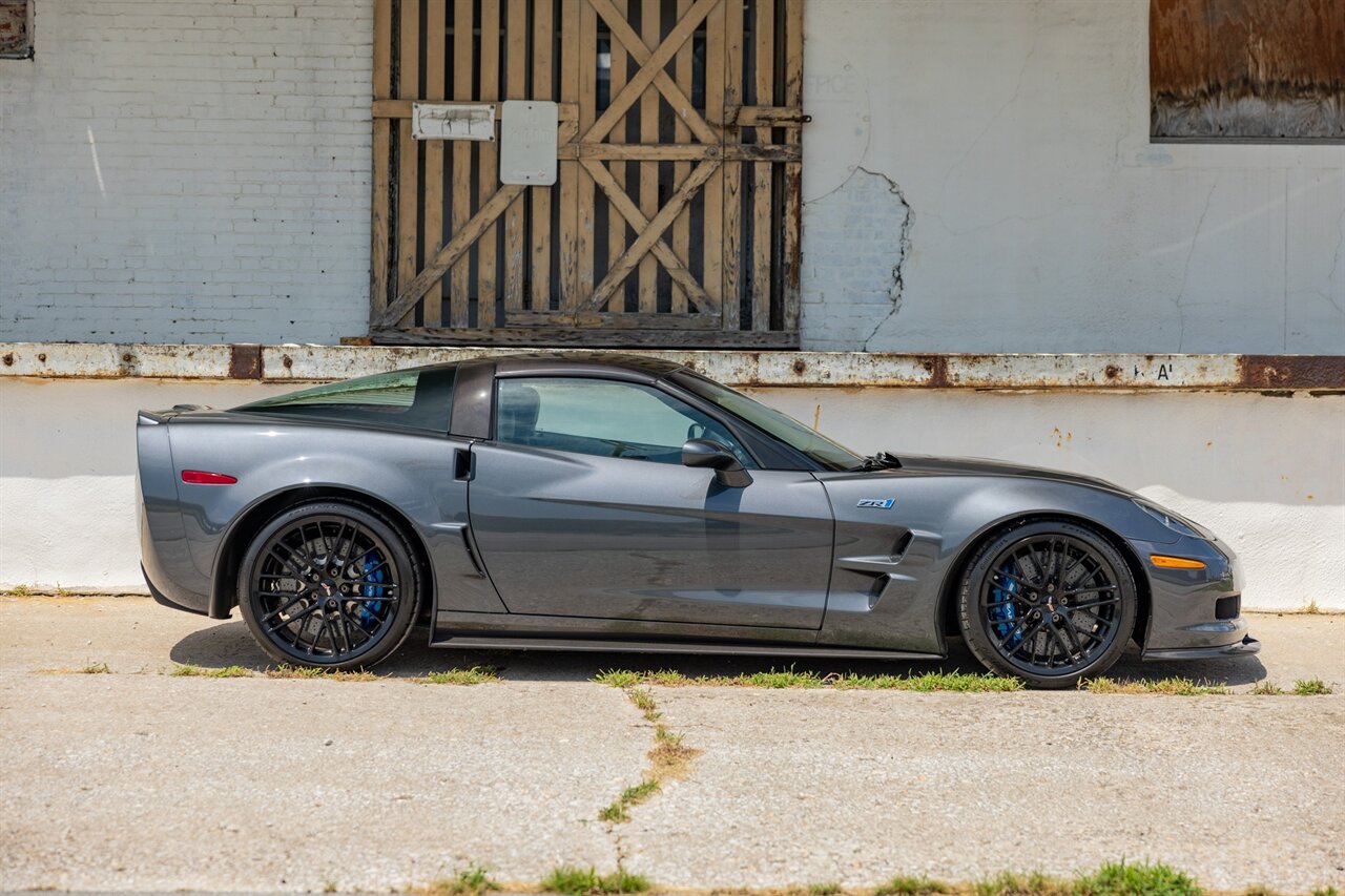 2011 Chevrolet Corvette ZR1   - Photo 3 - Springfield, MO 65802