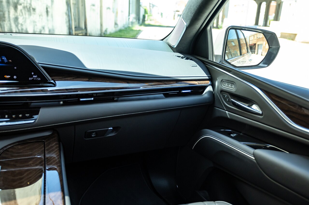 2022 Cadillac Escalade ESV Premium Luxury Platinum   - Photo 40 - Springfield, MO 65802