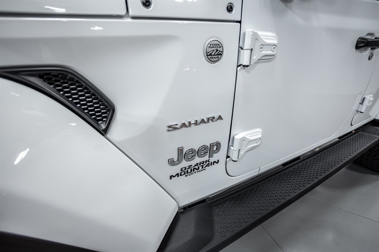 2023 Jeep Wrangler Unlimited Sahara   - Photo 39 - Springfield, MO 65802