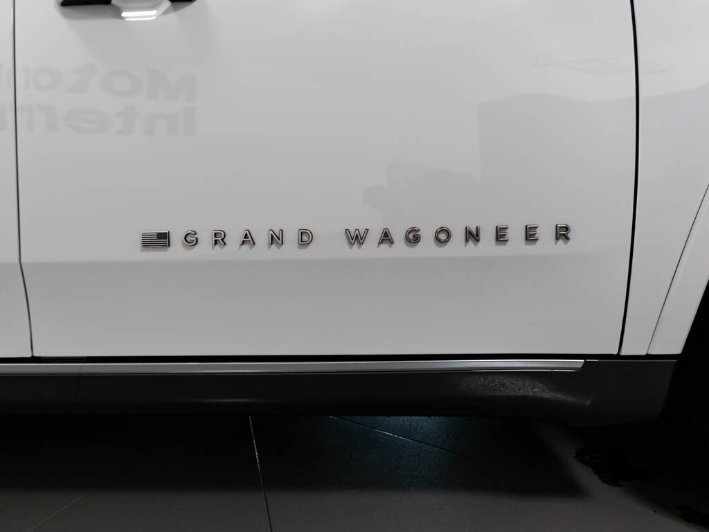 2022 Jeep Grand Wagoneer Series III   - Photo 27 - Springfield, MO 65802
