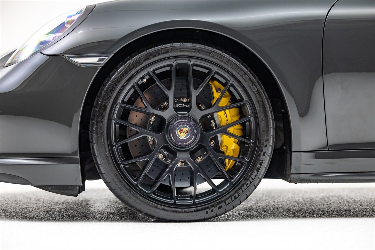 2016 Porsche 911 Turbo S   - Photo 11 - Springfield, MO 65802