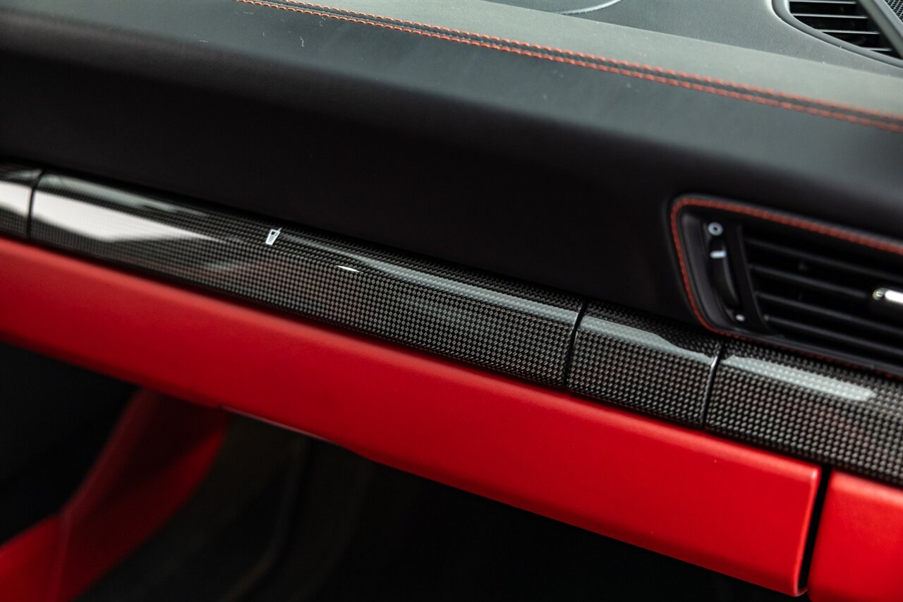 2016 Porsche 911 Turbo S   - Photo 40 - Springfield, MO 65802