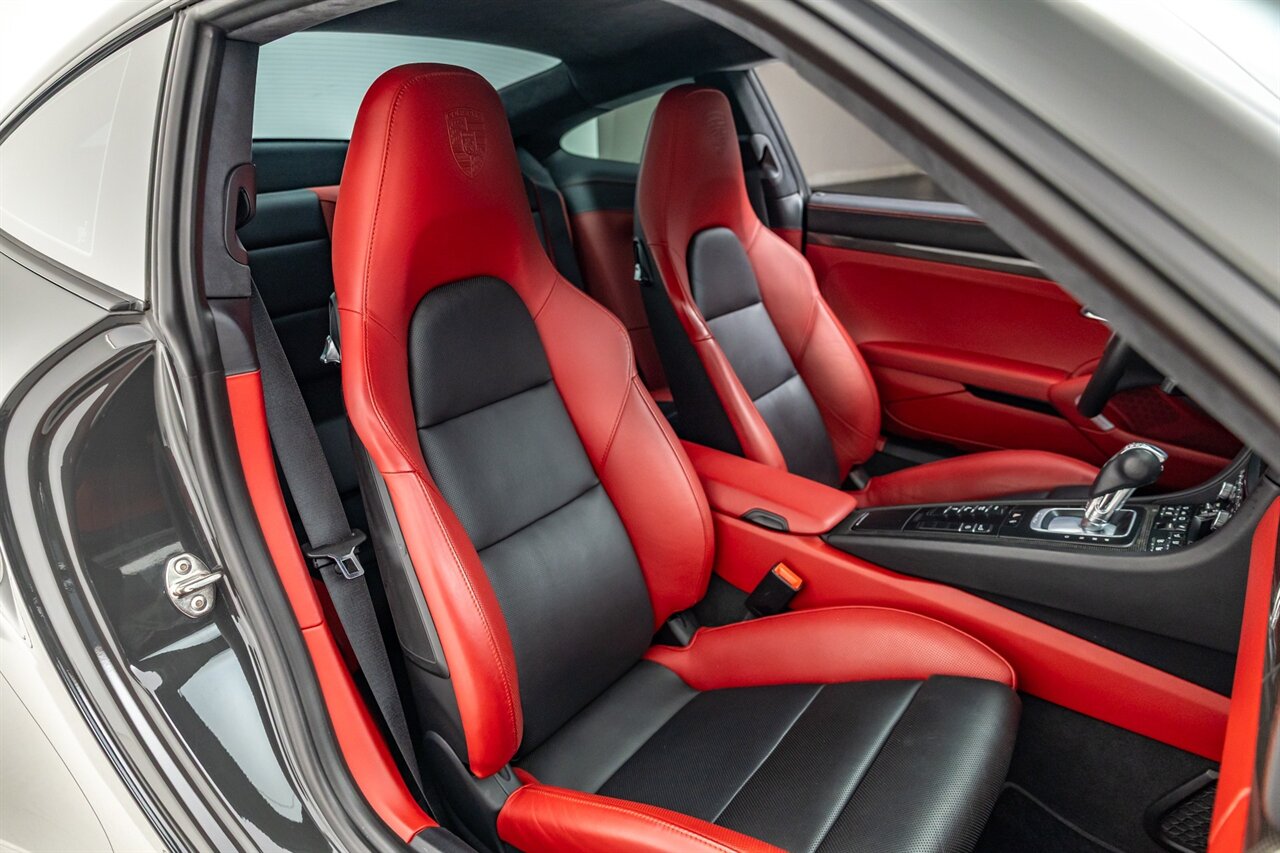 2016 Porsche 911 Turbo S   - Photo 31 - Springfield, MO 65802