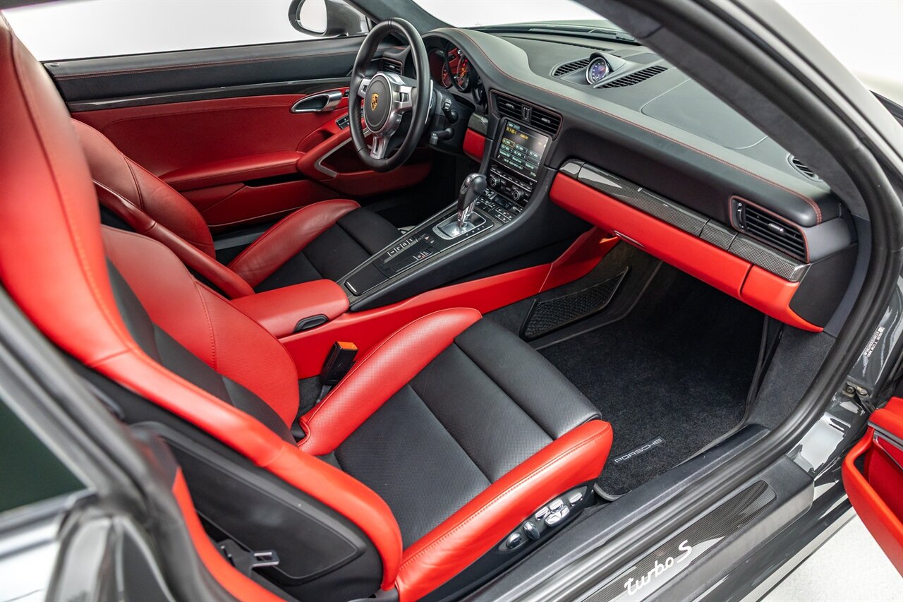 2016 Porsche 911 Turbo S   - Photo 35 - Springfield, MO 65802