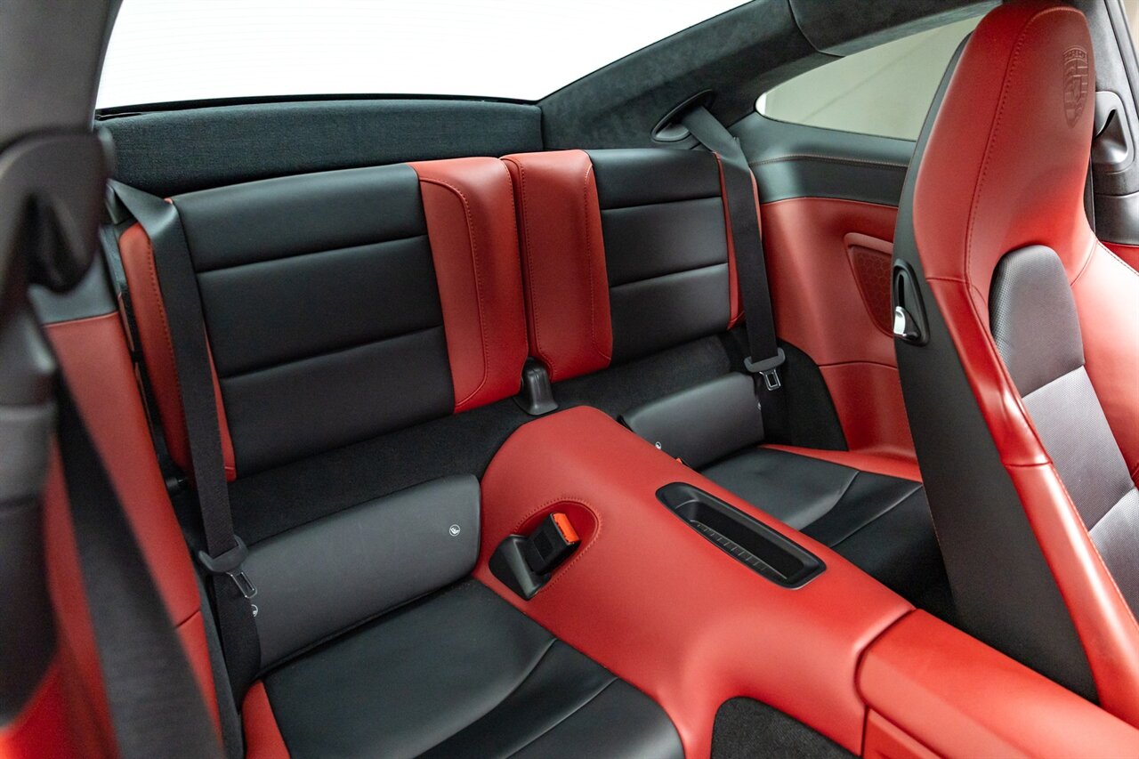 2016 Porsche 911 Turbo S   - Photo 32 - Springfield, MO 65802