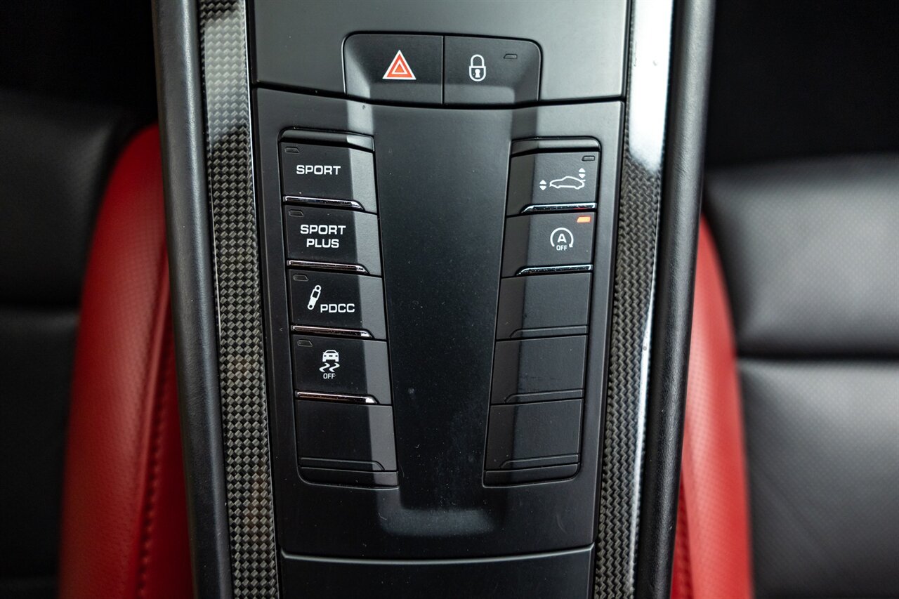 2016 Porsche 911 Turbo S   - Photo 54 - Springfield, MO 65802